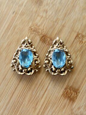 Vintage 1950s Faux Rhinestone And Gold Brass Filagree Shoe Clips